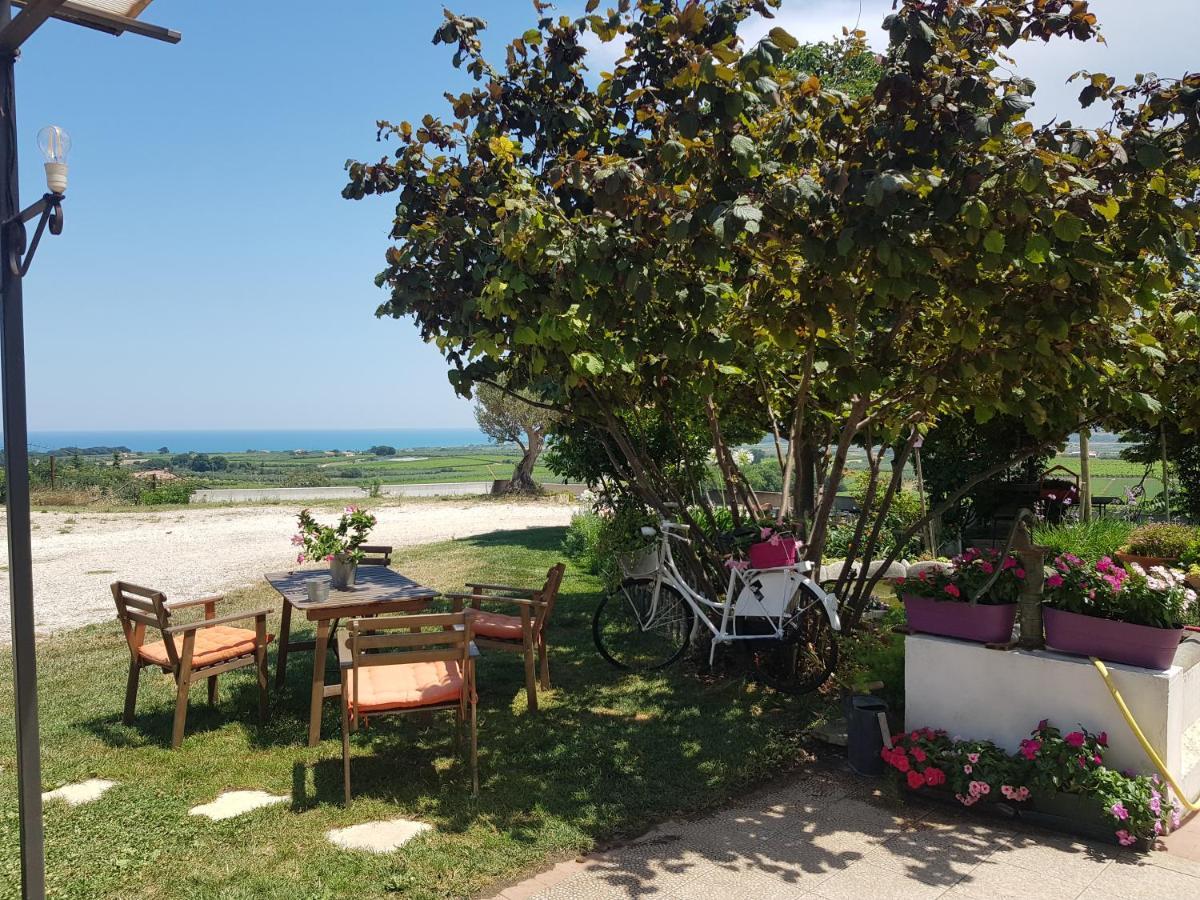 B&B La Casa Bianca Фоссачезия Экстерьер фото